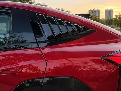 Mahindra XEV 9e Rear Quarter Window Louvers: Product and Fitment Overview - Product Image
